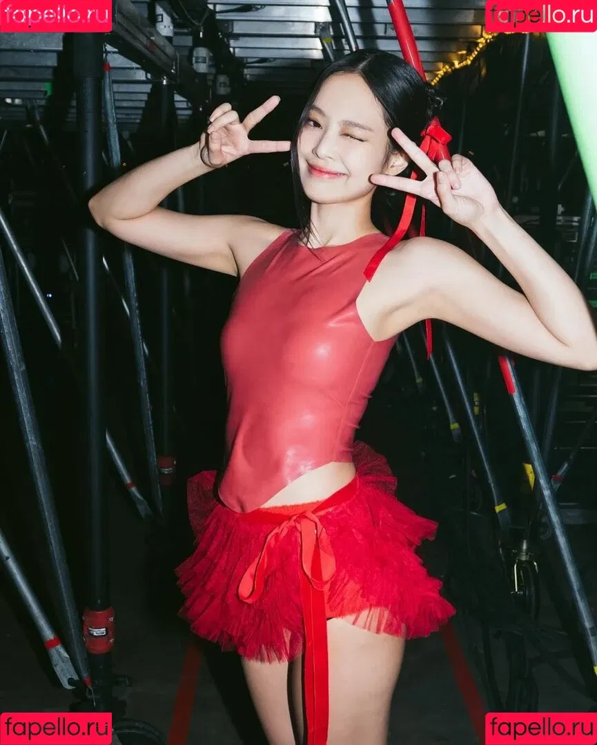 Jennie | BLΛƆKPIИK Onlyfans Photo Gallery 