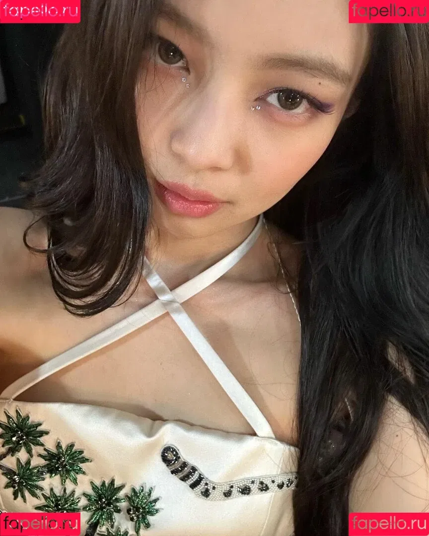 Jennie | BLΛƆKPIИK Onlyfans Photo Gallery 