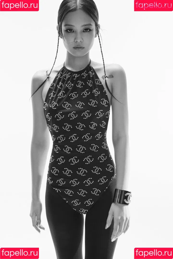 Jennie | BLΛƆKPIИK Onlyfans Photo Gallery 
