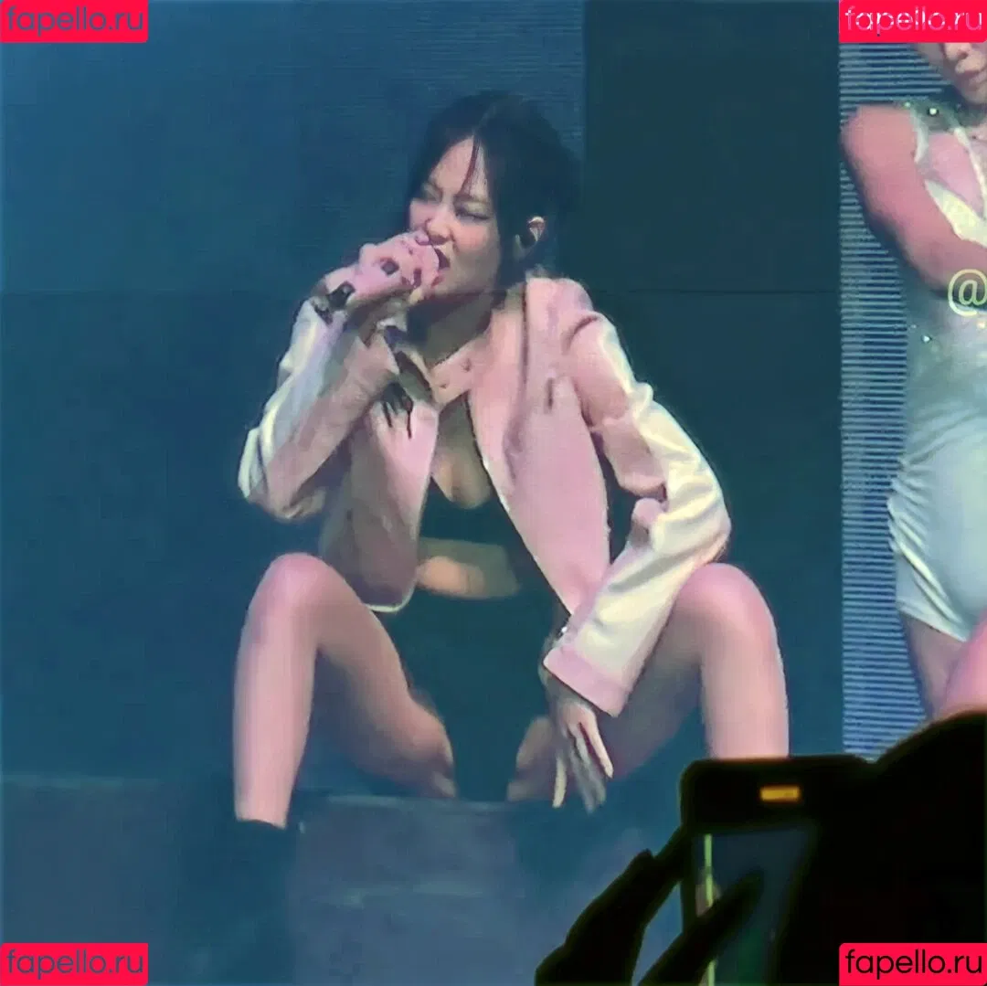 Jennie | BLΛƆKPIИK Onlyfans Photo Gallery 