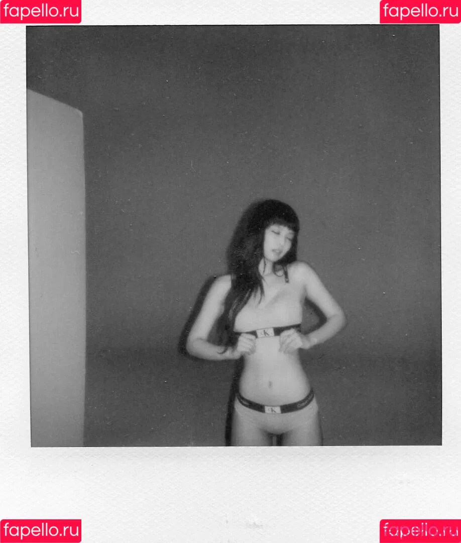 Jennie | BLΛƆKPIИK Onlyfans Photo Gallery 