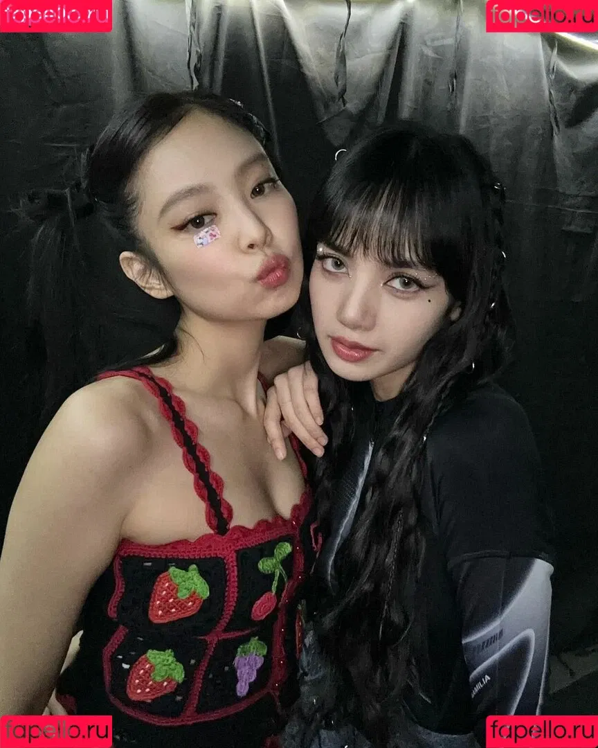 Jennie | BLΛƆKPIИK Onlyfans Photo Gallery 