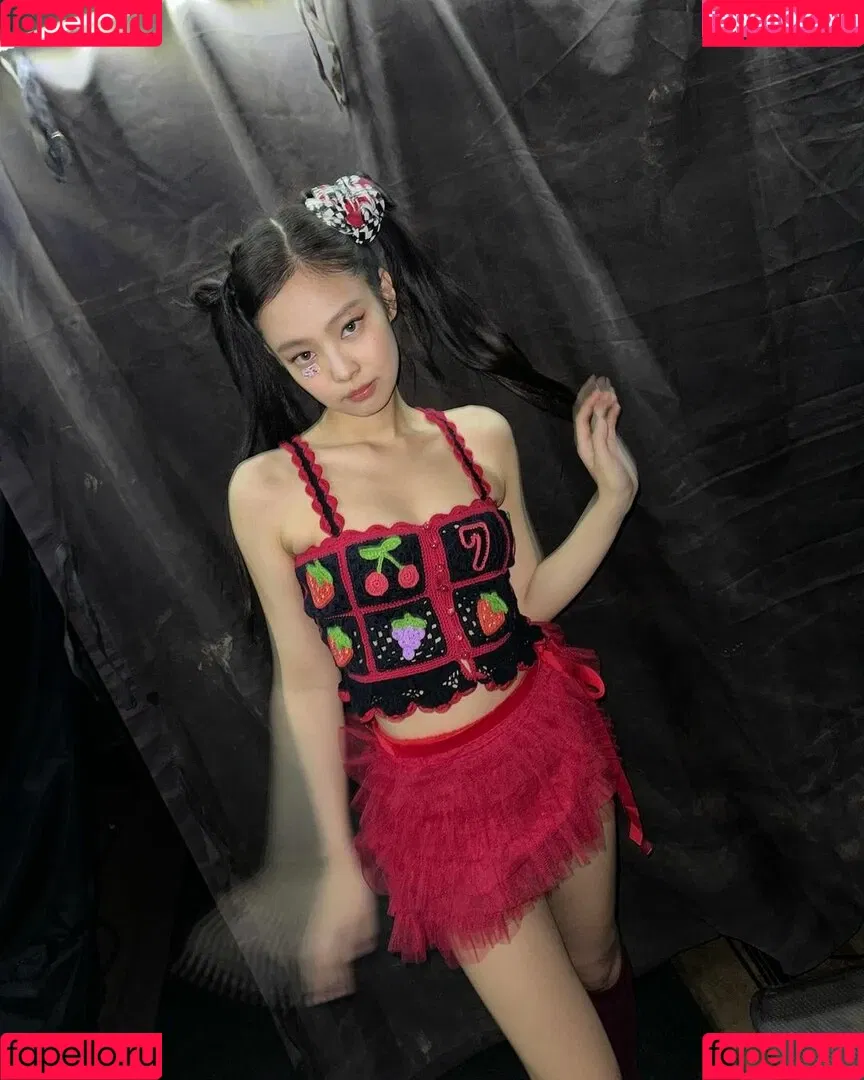 Jennie | BLΛƆKPIИK Onlyfans Photo Gallery 