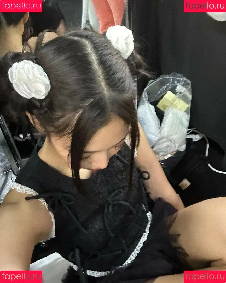 Jennie | BLΛƆKPIИK Onlyfans Photo Gallery 