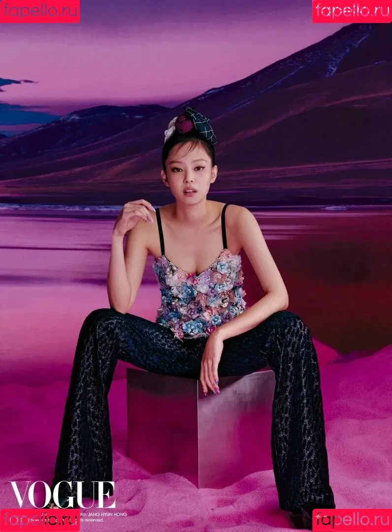 Jennie | BLΛƆKPIИK Onlyfans Photo Gallery 