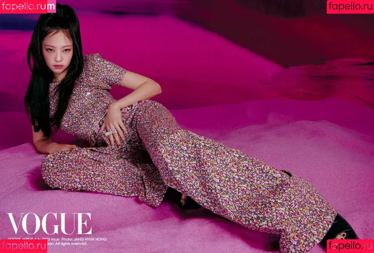 Jennie | BLΛƆKPIИK Onlyfans Photo Gallery 