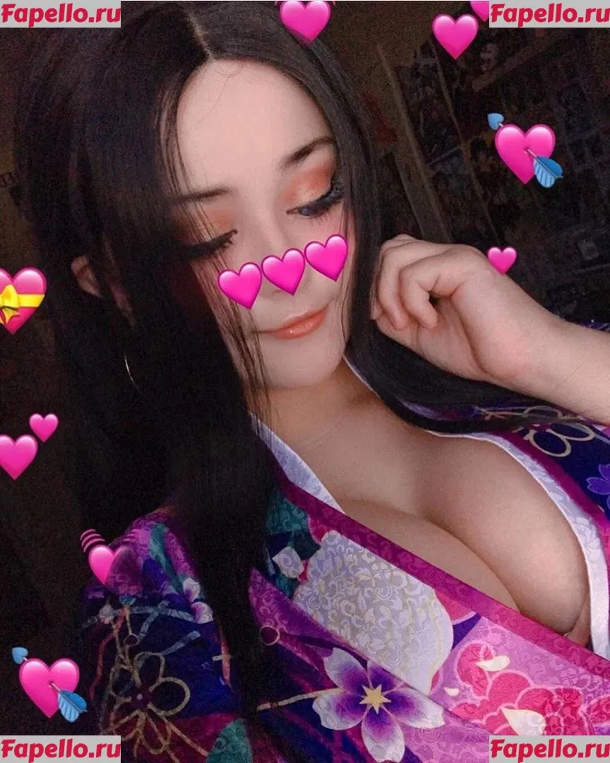 Mikumiku Onlyfans Photo Gallery 