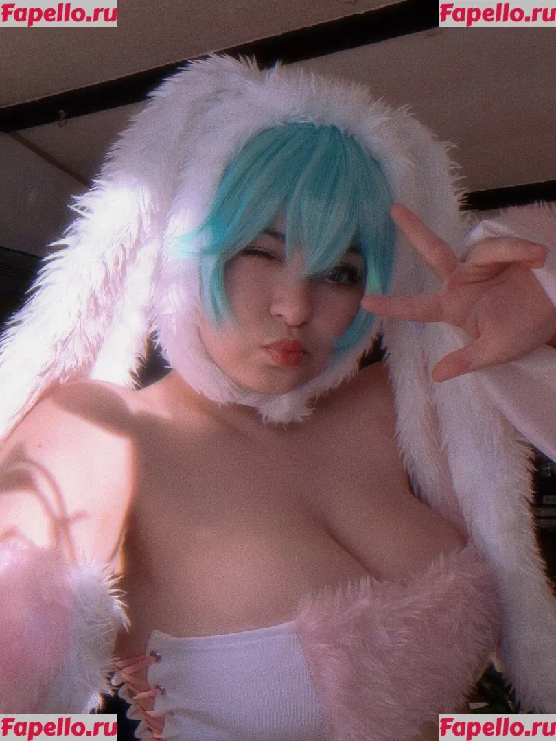 Mikumiku Onlyfans Photo Gallery 