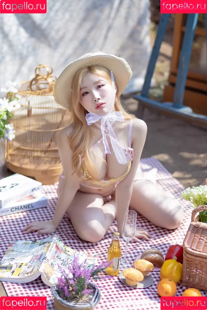 Yebin Onlyfans Photo Gallery 