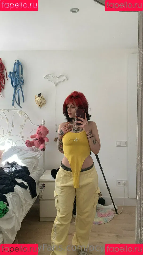 elfsandi Onlyfans Photo Gallery 