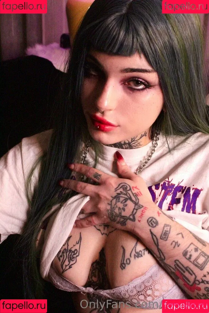 elfsandi Onlyfans Photo Gallery 