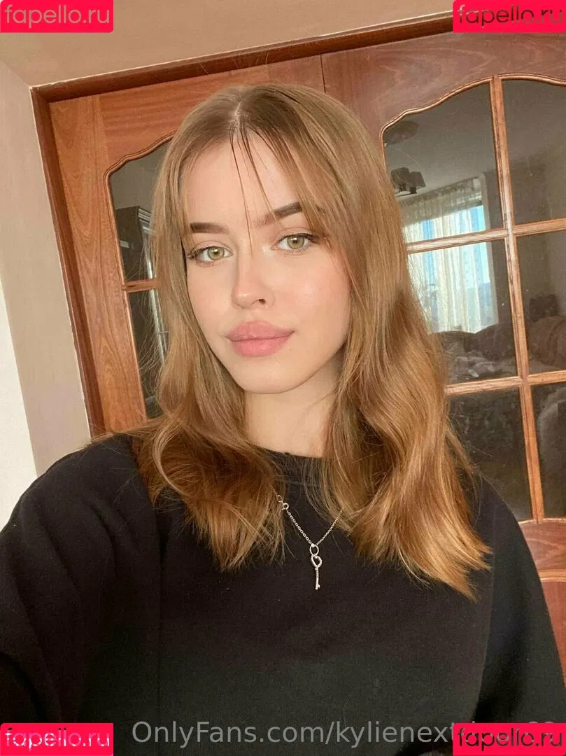 kylienextdoor69 Onlyfans Photo Gallery 
