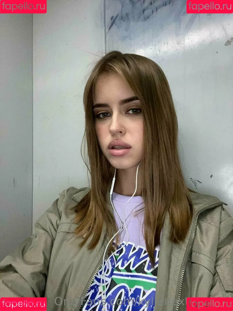 kylienextdoor69 Onlyfans Photo Gallery 