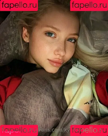 kylienextdoor69 Onlyfans Photo Gallery 
