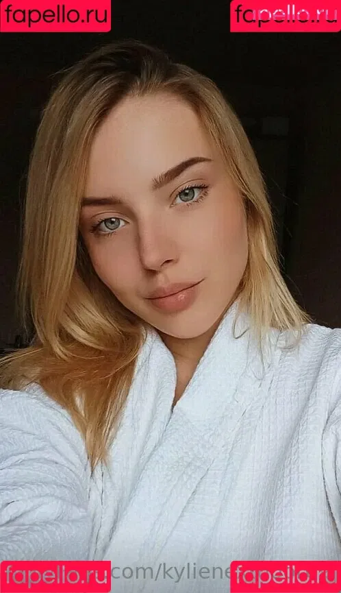 kylienextdoor69 Onlyfans Photo Gallery 