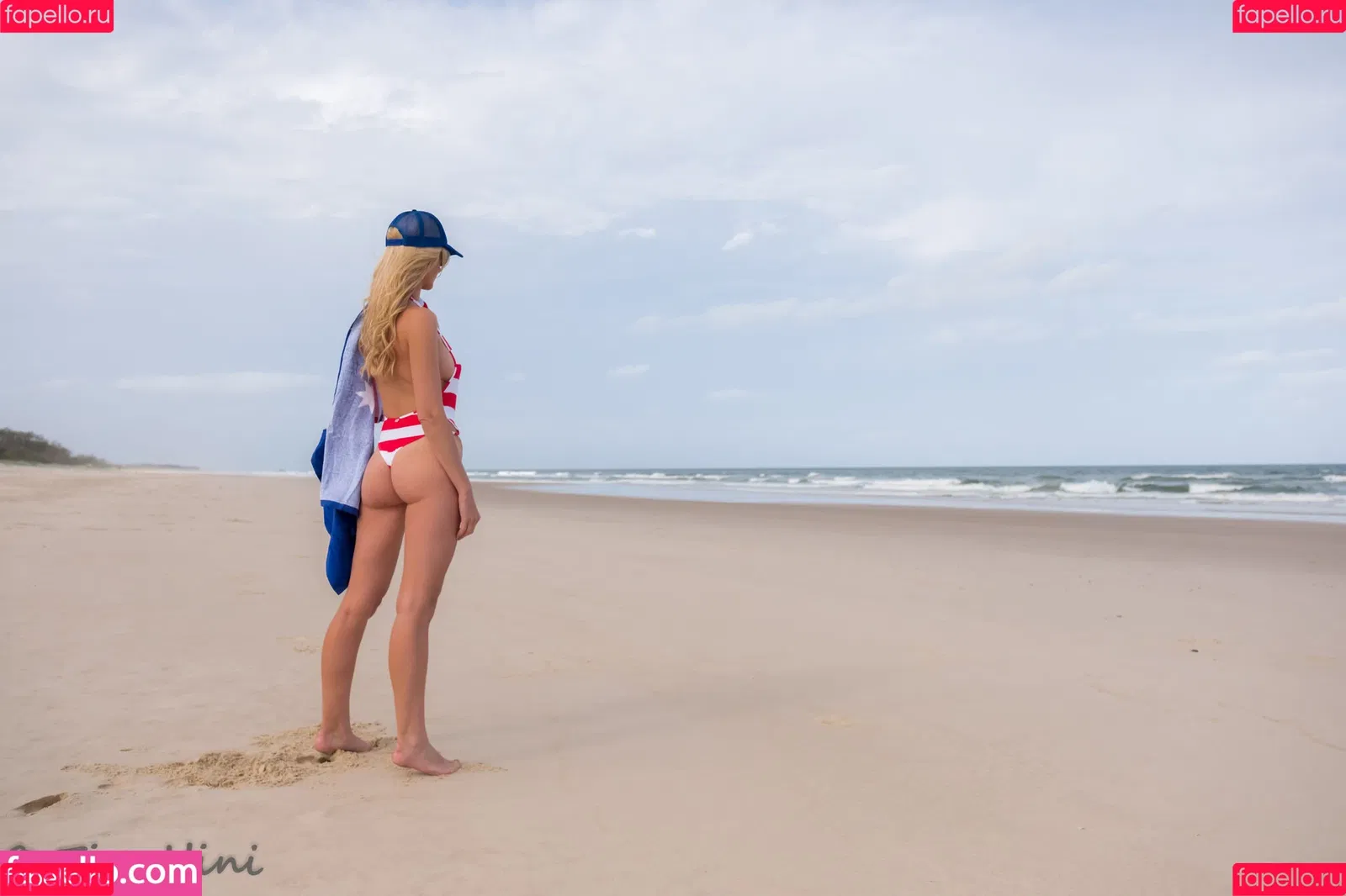 Tinyhini Onlyfans Photo Gallery 