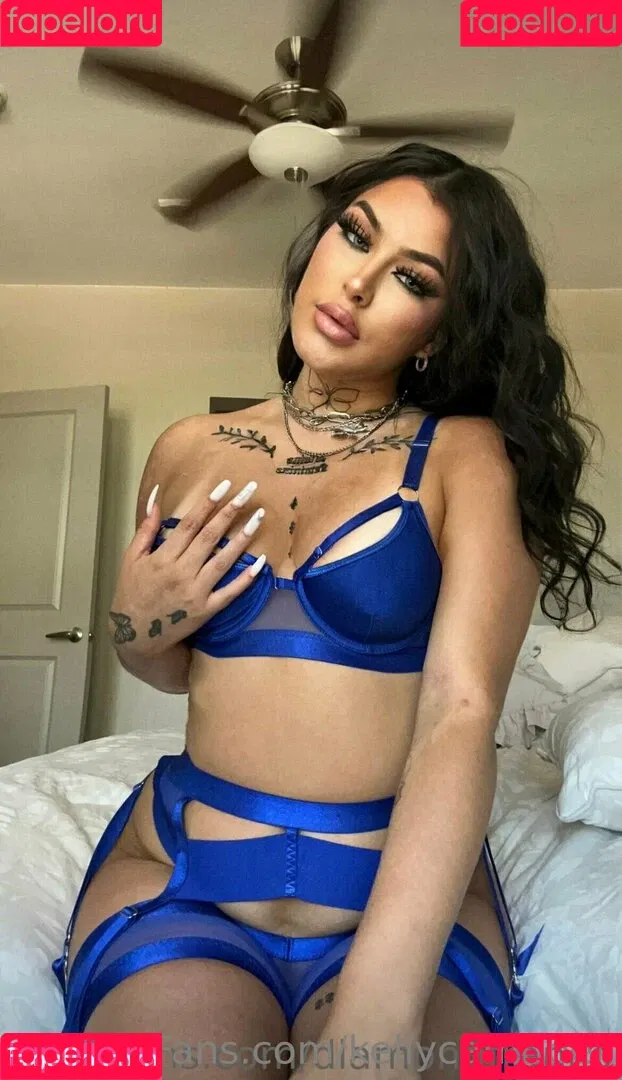 kellycampbell Onlyfans Photo Gallery 