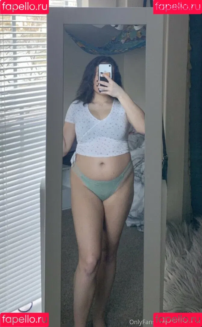 sofia-gains Onlyfans Photo Gallery 