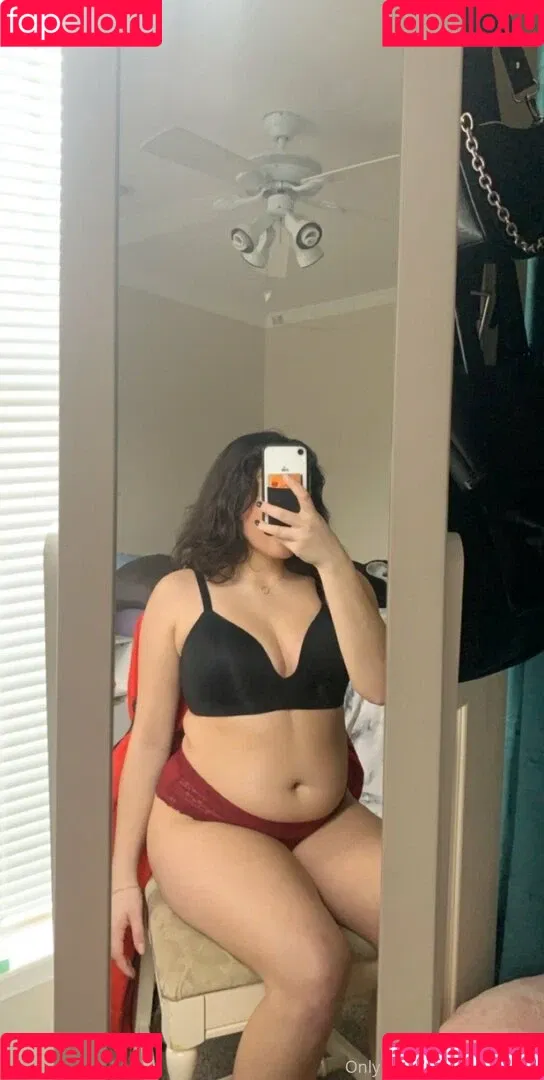 sofia-gains Onlyfans Photo Gallery 
