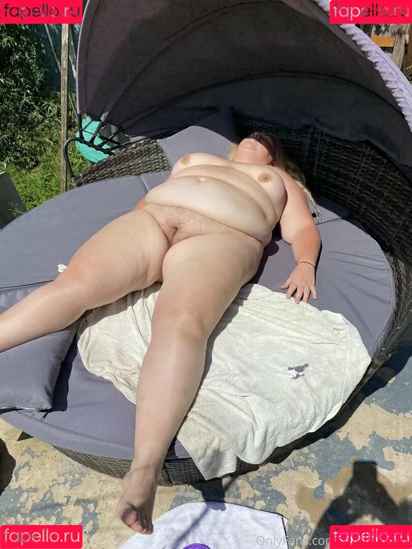 adelesexyuk Onlyfans Photo Gallery 