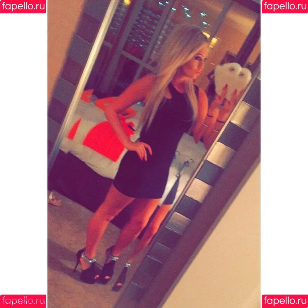 Amber BeIarski Onlyfans Photo Gallery 