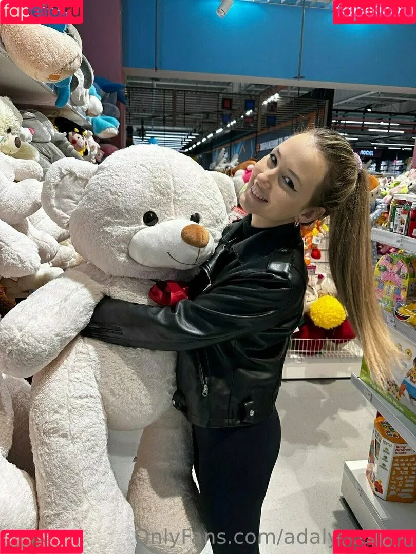 adalyn.diary Onlyfans Photo Gallery 