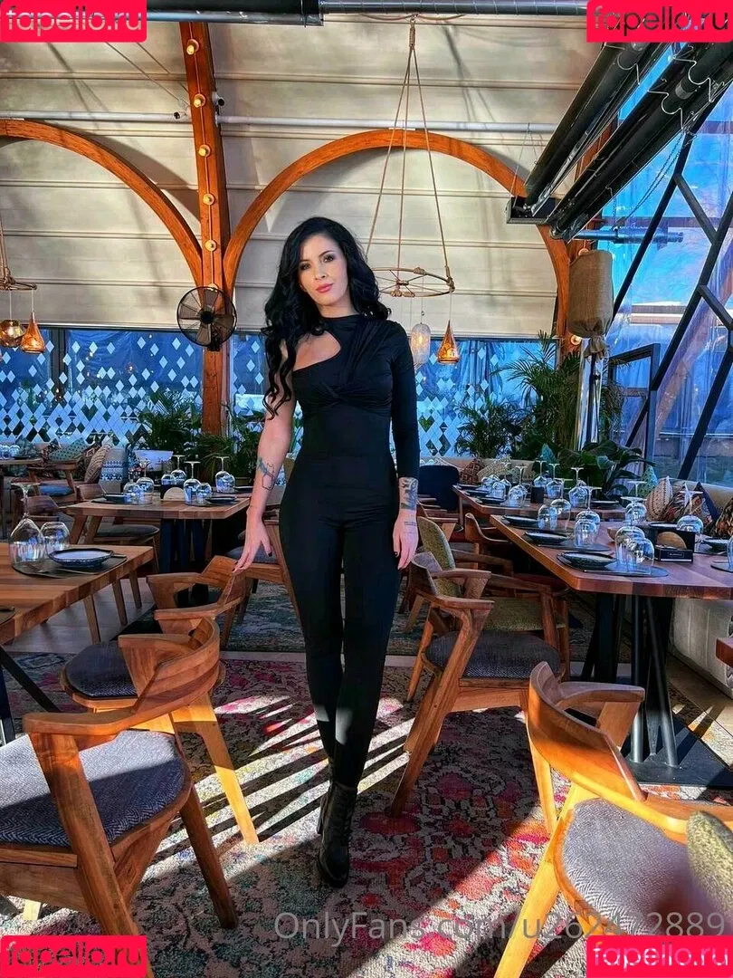 Alisha Lee Onlyfans Photo Gallery 