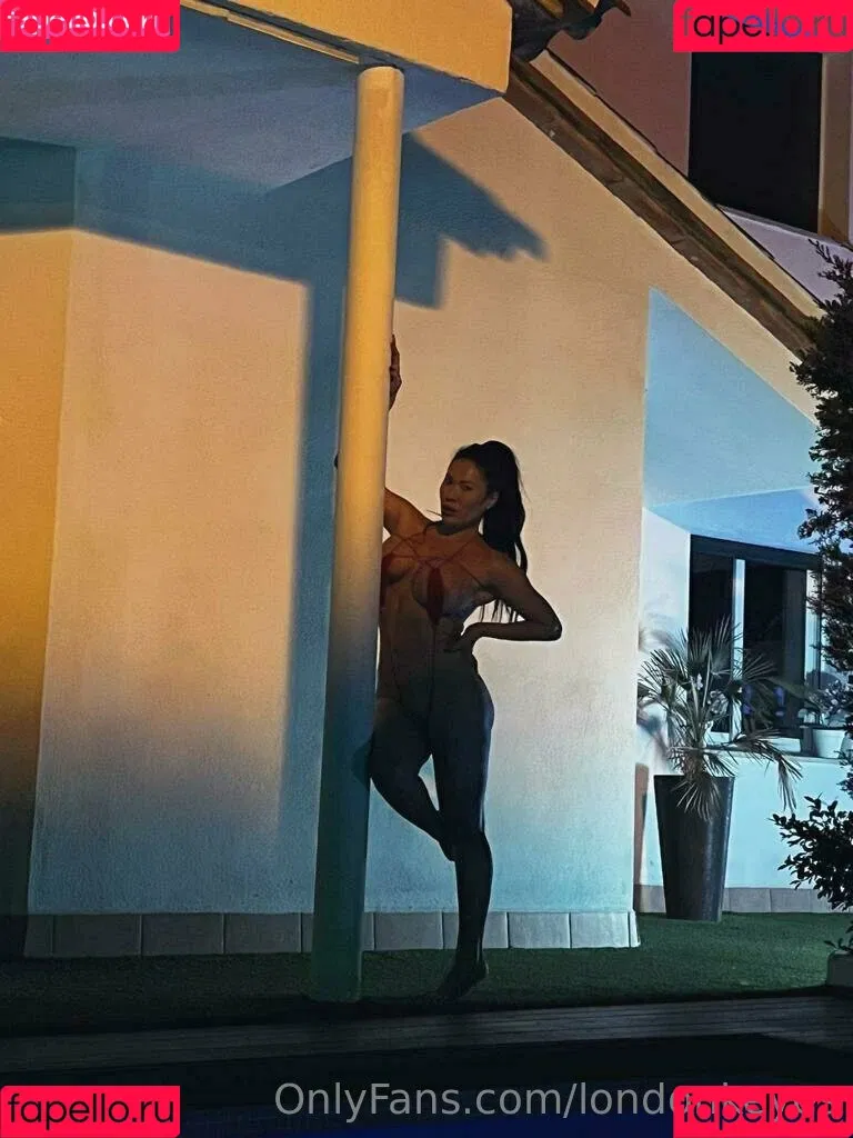 londonkeyes Onlyfans Photo Gallery 