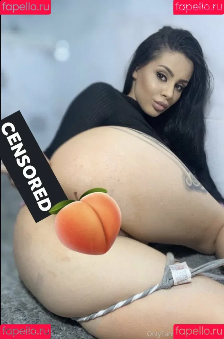 celinefree Onlyfans Photo Gallery 