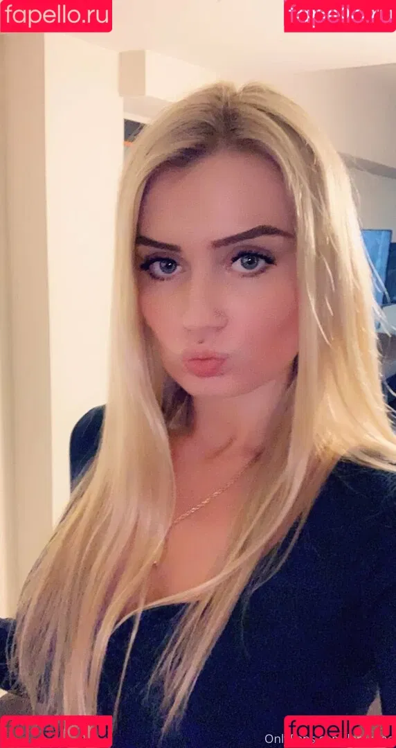 Laroseee Onlyfans Photo Gallery 