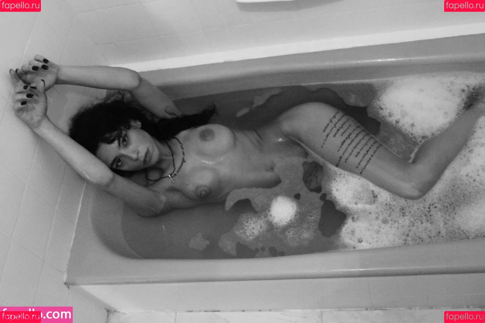 Didem Dinç Onlyfans Photo Gallery 