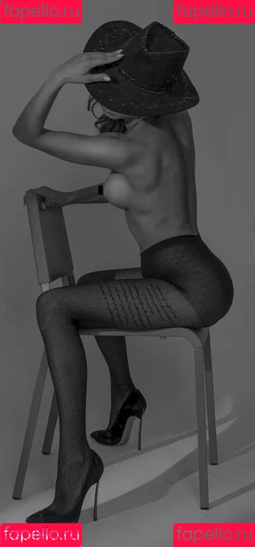 Didem Dinç Onlyfans Photo Gallery 