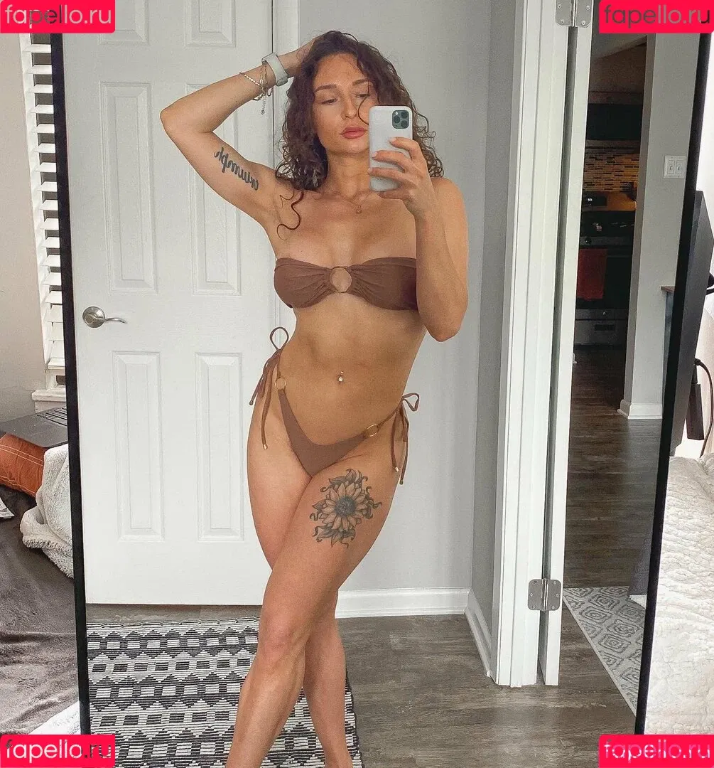 Taylor Stewart Onlyfans Photo Gallery 