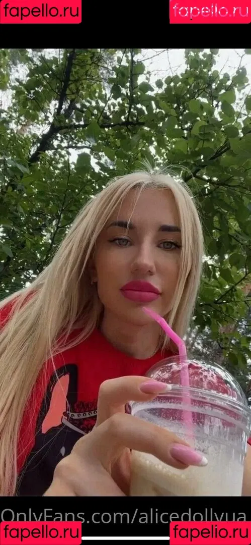 alicedollyua Onlyfans Photo Gallery 