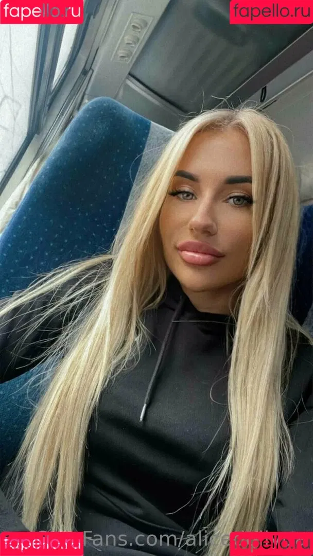 alicedollyua Onlyfans Photo Gallery 