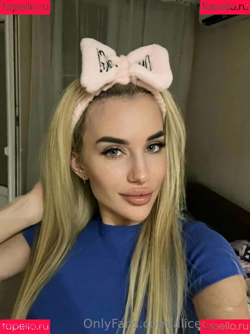 alicedollyua Onlyfans Photo Gallery 