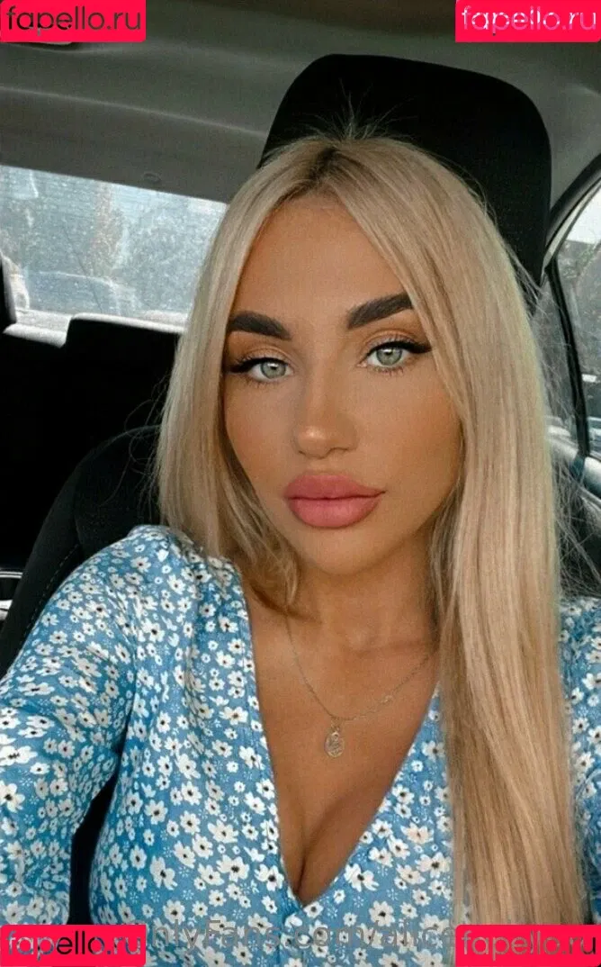 alicedollyua Onlyfans Photo Gallery 