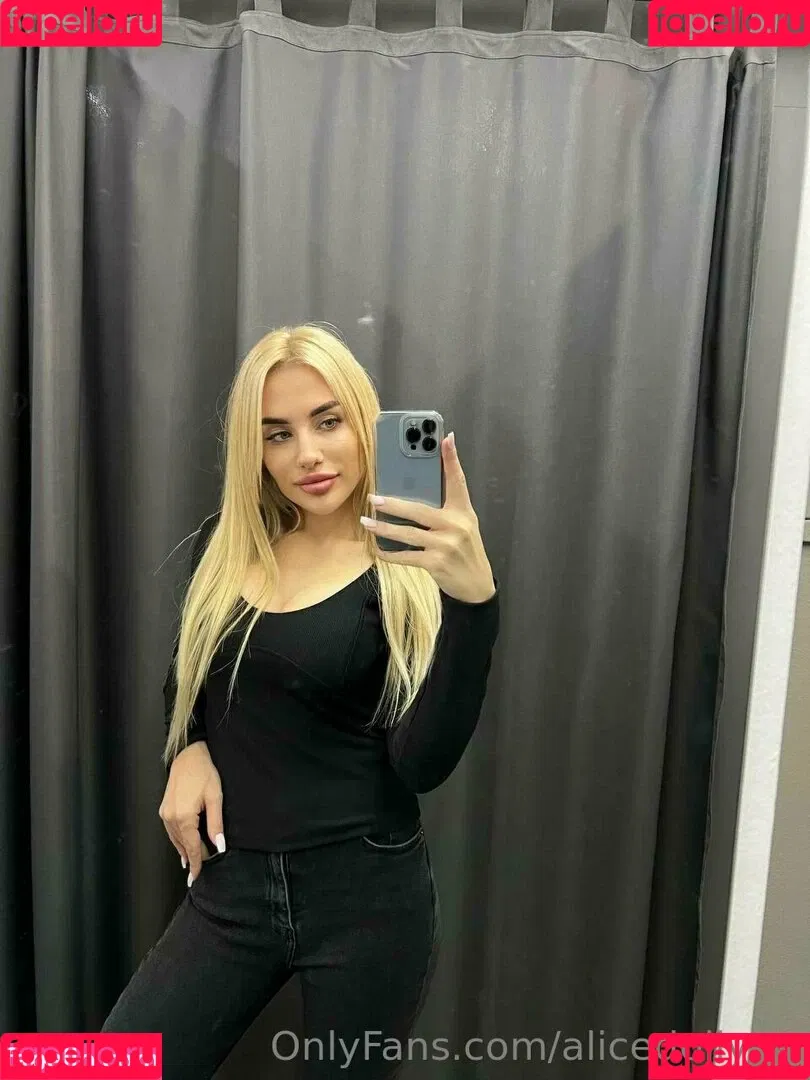 alicedollyua Onlyfans Photo Gallery 