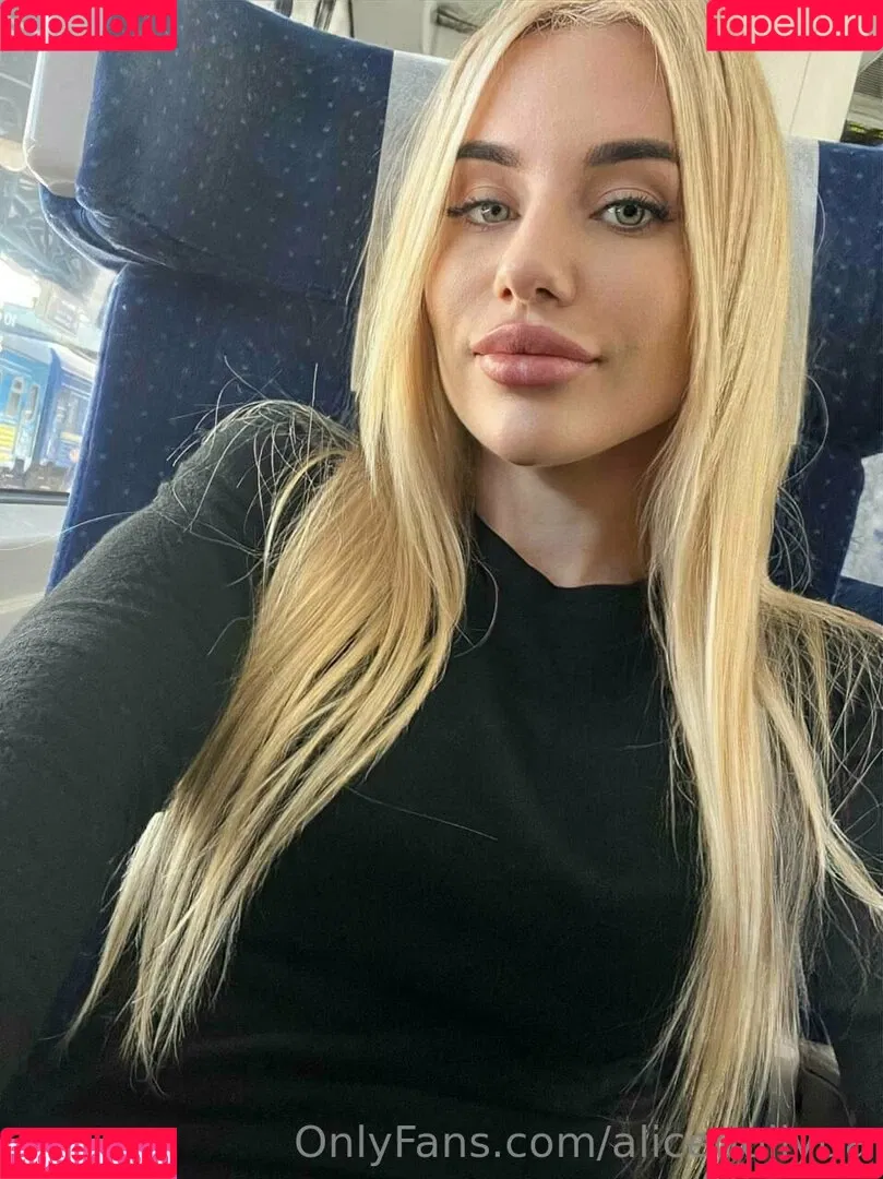 alicedollyua Onlyfans Photo Gallery 