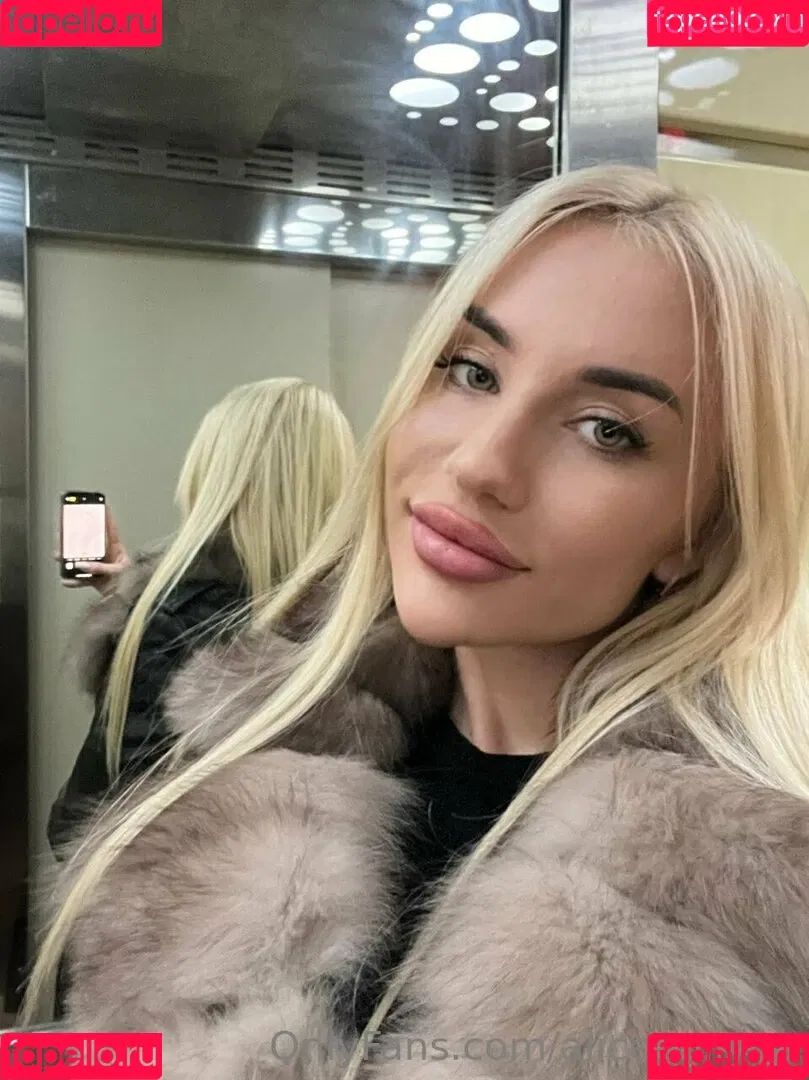 alicedollyua Onlyfans Photo Gallery 