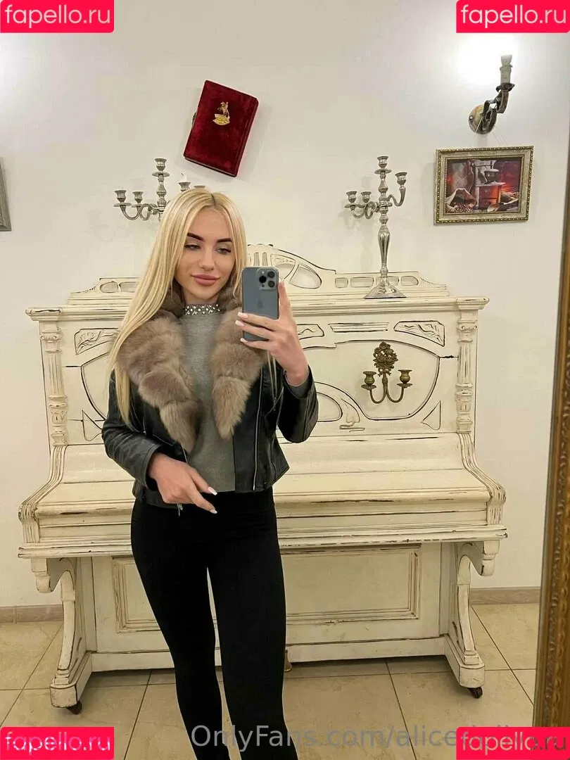alicedollyua Onlyfans Photo Gallery 