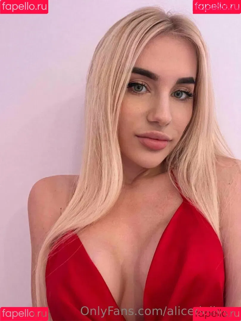 alicedollyua Onlyfans Photo Gallery 