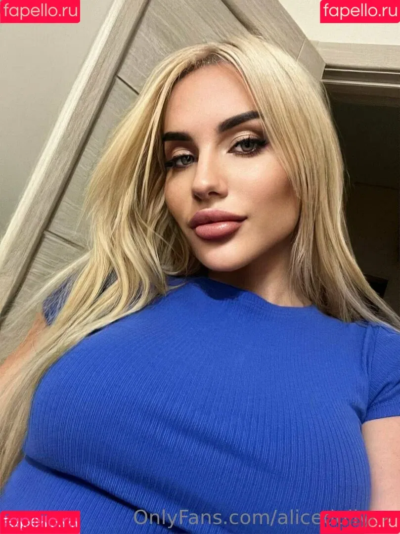 alicedollyua Onlyfans Photo Gallery 