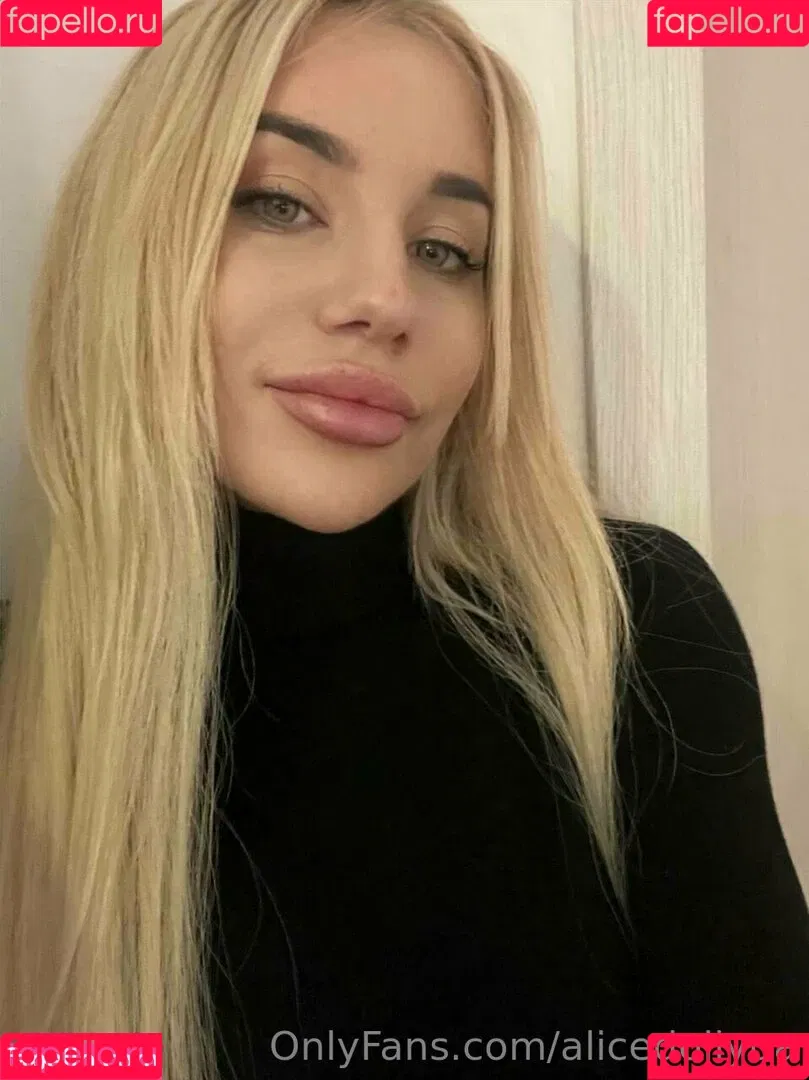 alicedollyua Onlyfans Photo Gallery 