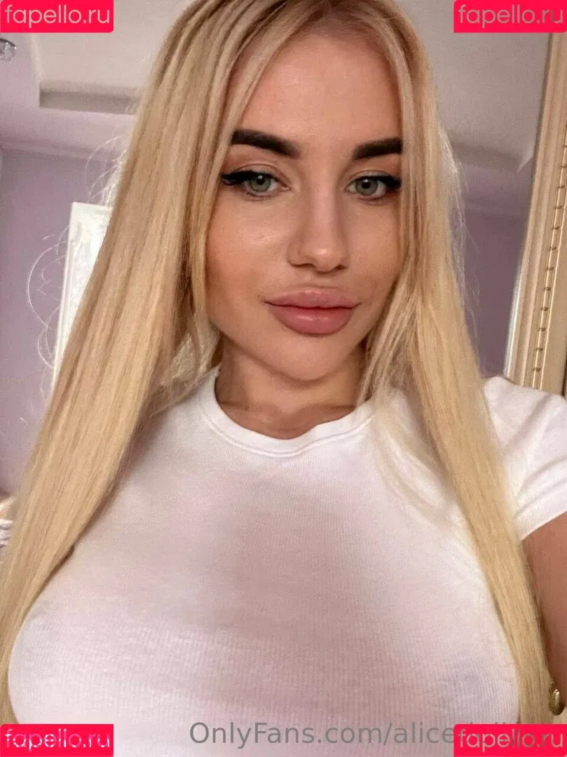 alicedollyua Onlyfans Photo Gallery 