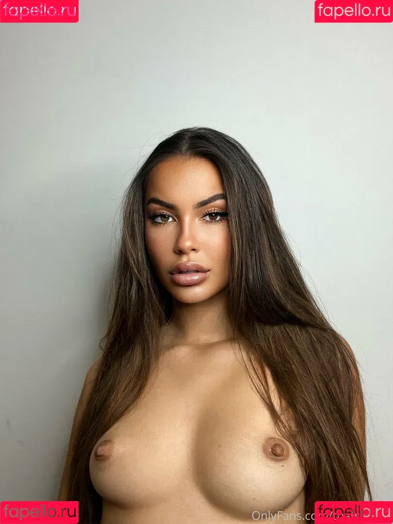 Savana Sky Onlyfans Photo Gallery 