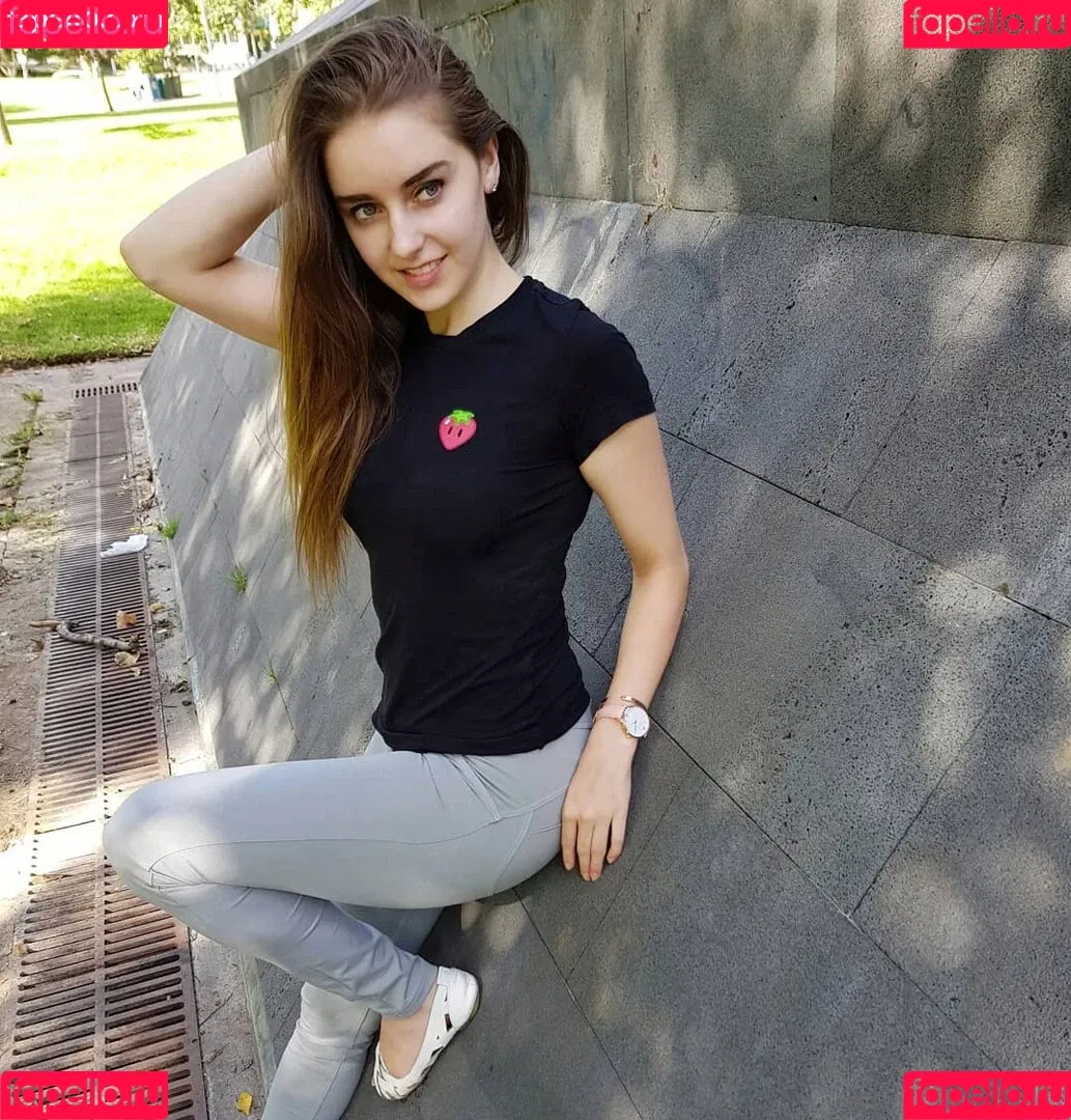 Loserfruit Onlyfans Photo Gallery 