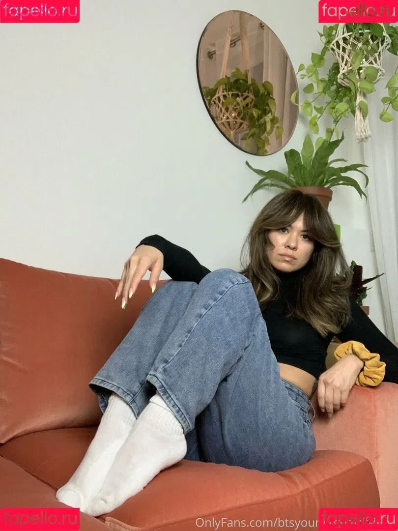 btsyourvirgogirlfriend Onlyfans Photo Gallery 