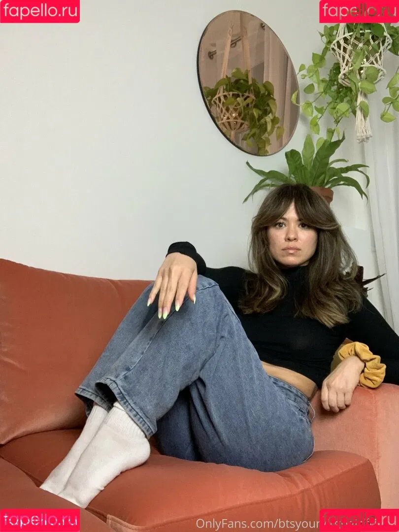 btsyourvirgogirlfriend Onlyfans Photo Gallery 
