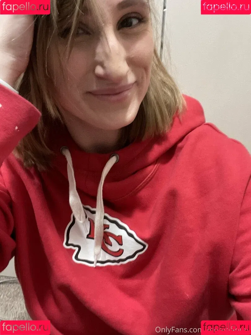 momoffduty Onlyfans Photo Gallery 